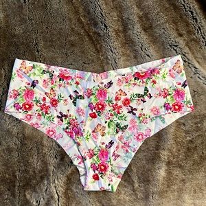 Victoria’s Secret cheeky Panty